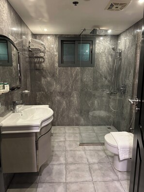 Deluxe-Suite | Badezimmer