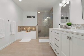 Dusche, Haartrockner, Shampoo