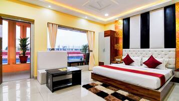 Premium Room, Balcony, Beach View | Beach