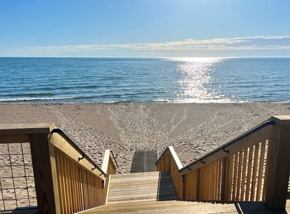 Beach - Lake Ridge | Hot Tub | New Listing (West Olive)