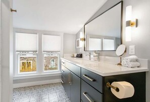 Shower, hair dryer, shampoo