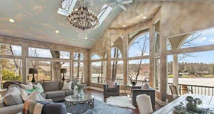 The SaugaBuck House | River Front | Hot Tub