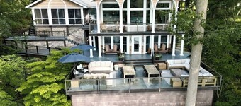 The SaugaBuck House | Riverfront | Hot Tub | Kayak