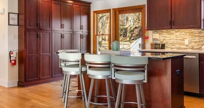 Woodcliff Cottage | Pool | Bonfire | Coffee Bar