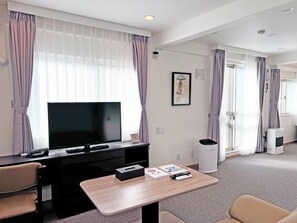 Tomannsrom – deluxe | Individuelt dekorert, wi-fi (inkludert) og sengetøy