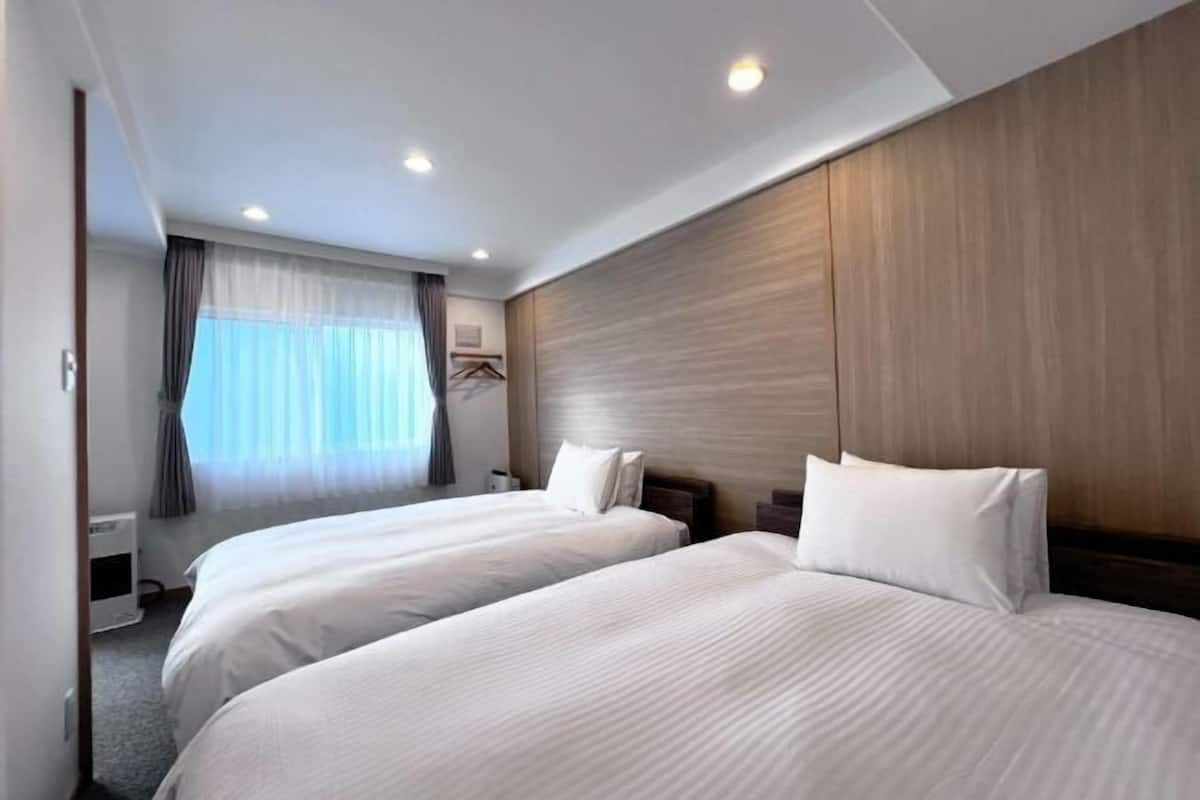 Individually decorated, free WiFi, bed sheets