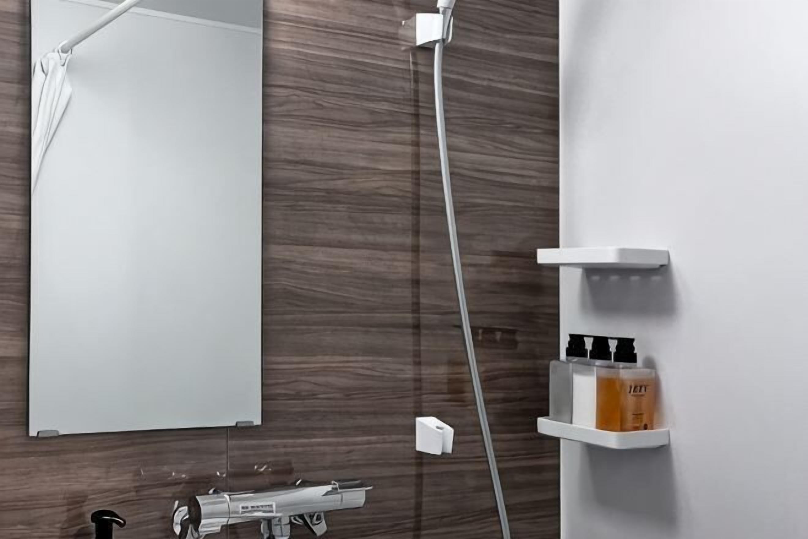 Bathroom | Free toiletries, hair dryer, electronic bidet, towels