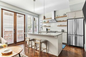 冰��箱、微波炉、烤箱、炉灶