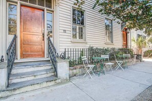 Exterior - The Rhythm | Charming 1BR in Prime Location! (Charleston)