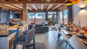 Unclassified image, 5 of 16, button - Luxury ski-in/ski-out chalet with jacuzzi and sauna (Les Saisies)