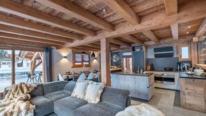 Unclassified image, 4 of 16, button - Luxury ski-in/ski-out chalet with jacuzzi and sauna (Les Saisies)