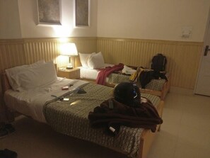 Soundproofing, iron/ironing board, free WiFi - Hotel Abbott Garden (Abbottabad)