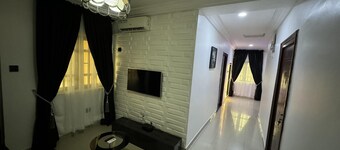 Luxe Lagos Retreat With 3 Bedrooms