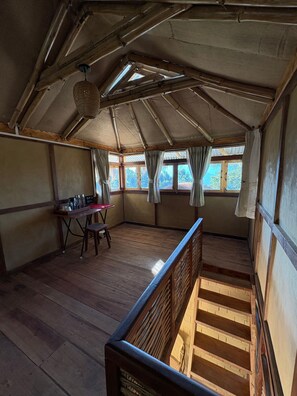 Familie cottage, uitzicht op heuvels | Luxe beddengoed, donsdekens, verduisterende gordijnen, gratis wifi