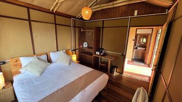Suite Tradition, vue colline