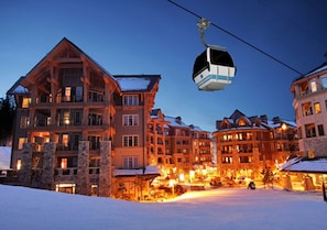 Exterior - The Palisade_AC & Hot Tub, Arcade, Foosball, Dart Board + 1G Wifi, Smart TV's, Surround Sound (Truckee)