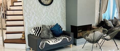 TV connectée, cheminée