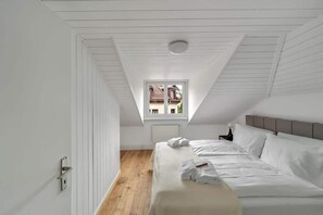 2 bedrooms, WiFi, bed sheets