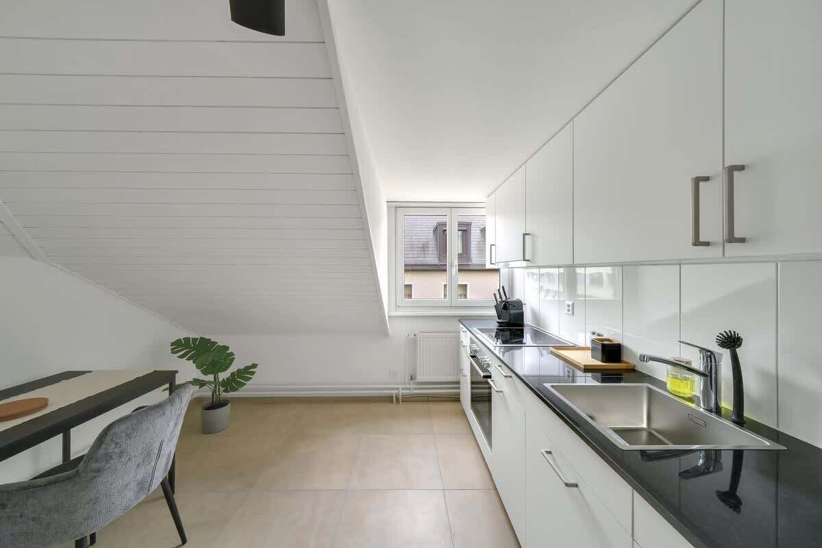 Refrigerador, horno, parrilla de estufa y lavavajillas 