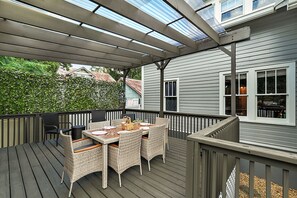 Outdoor dining - "The Hanscom House" 8 MIN walk to DT! (Mount Dora)