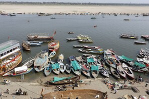 ركوب الزوارق
