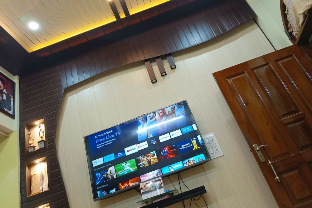 Trilok Residency
