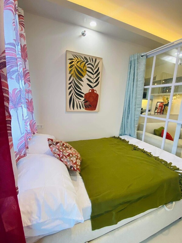1 bedroom, iron/ironing board, WiFi, bed sheets