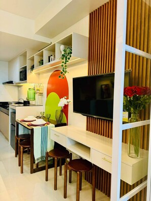 Microwave, oven, stovetop