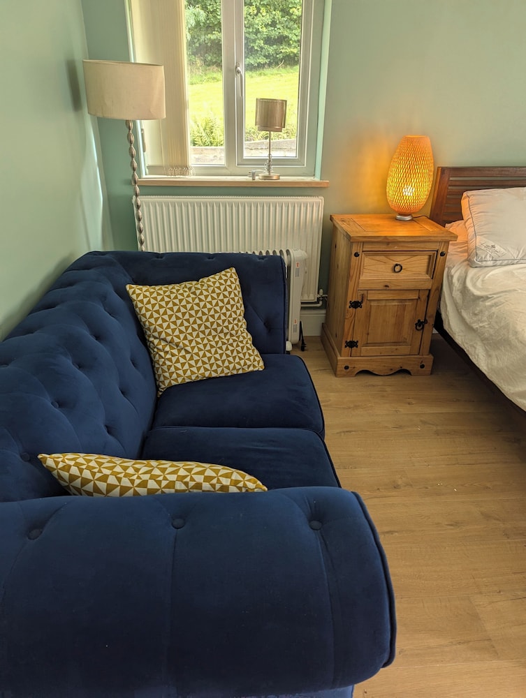 Charming Annexe Close to Abergavenny & Blorenge Trails Govilon Vrbo