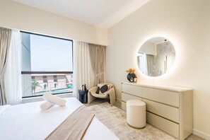 2 室 のベッドルーム、セーフティボックス (室内)、アイロン / アイロン台、WiFi (無料)