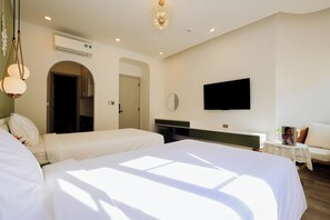 Deluxe Double Room Single Use - Sunset Sorrento Phu Quoc (Phu Quoc)