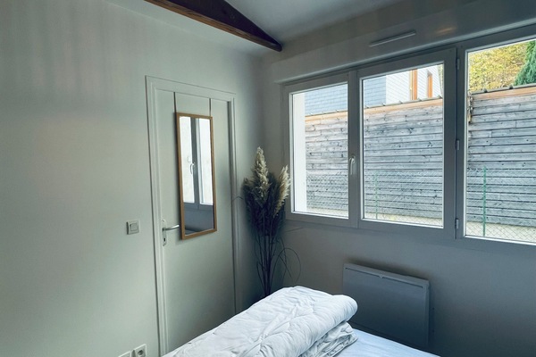 1 soveværelse, strygejern/strygebræt, weekendseng