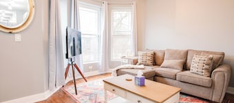 Cozy 3BR Near Obama Presidential Center, Hyde Park & UChicago