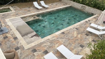 Piscine extérieure