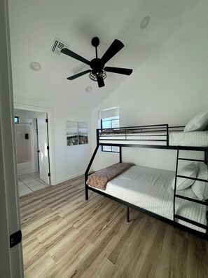 2 slaapkamers, gratis wifi, beddengoed