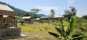 خزنة داخل الغرفة