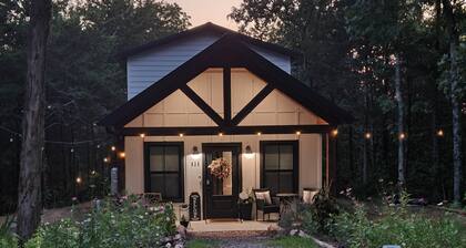 New Farm Cottage, near Branson, MO built in 2022