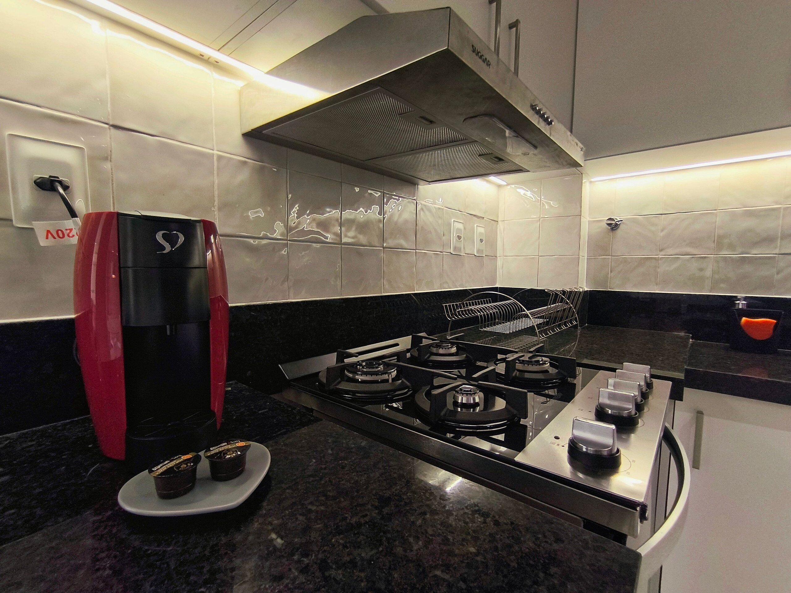 Apartment | Private kitchen | Coffee/tea maker, fridge, microwave, oven