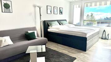 1 chambre, fer et planche à repasser, Wi-Fi, draps fournis