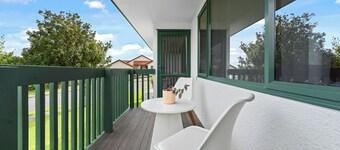 Fernwood Escape - Tauranga Holiday Home