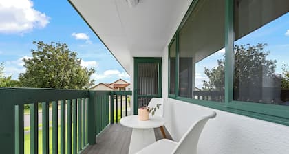 Fernwood Escape - Tauranga Holiday Home