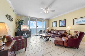 TV - San Carlos 1908: Stunning Beachfront Condo (Gulf Shores)