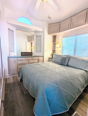 1 bedroom, iron/ironing board, free WiFi, bed sheets