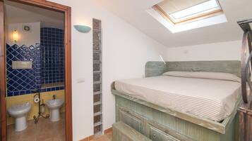 2 室のベッドルーム、アイロン / アイロン台、ベッドシーツ