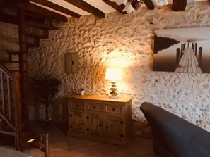 Interior - 'Gite Cosy En Pierres Apparentes' House with Private Pool, Private Terrace & Shared Garden (Fossemagne)