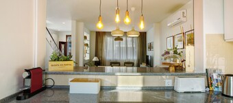 Villa 'Casa Do Loureiro' with Sea View, Wi-Fi and Air Conditioning