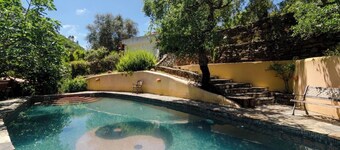 Holiday Home 'Casa Cisne - Selão Da Eira' with Lake View, Shared Pool and Wi-Fi