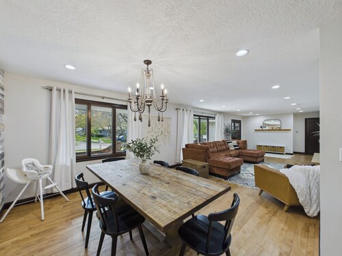 Perfect Stay for Big Groups and Bigger Memories - Theatre,Huge Yard,Sport Court