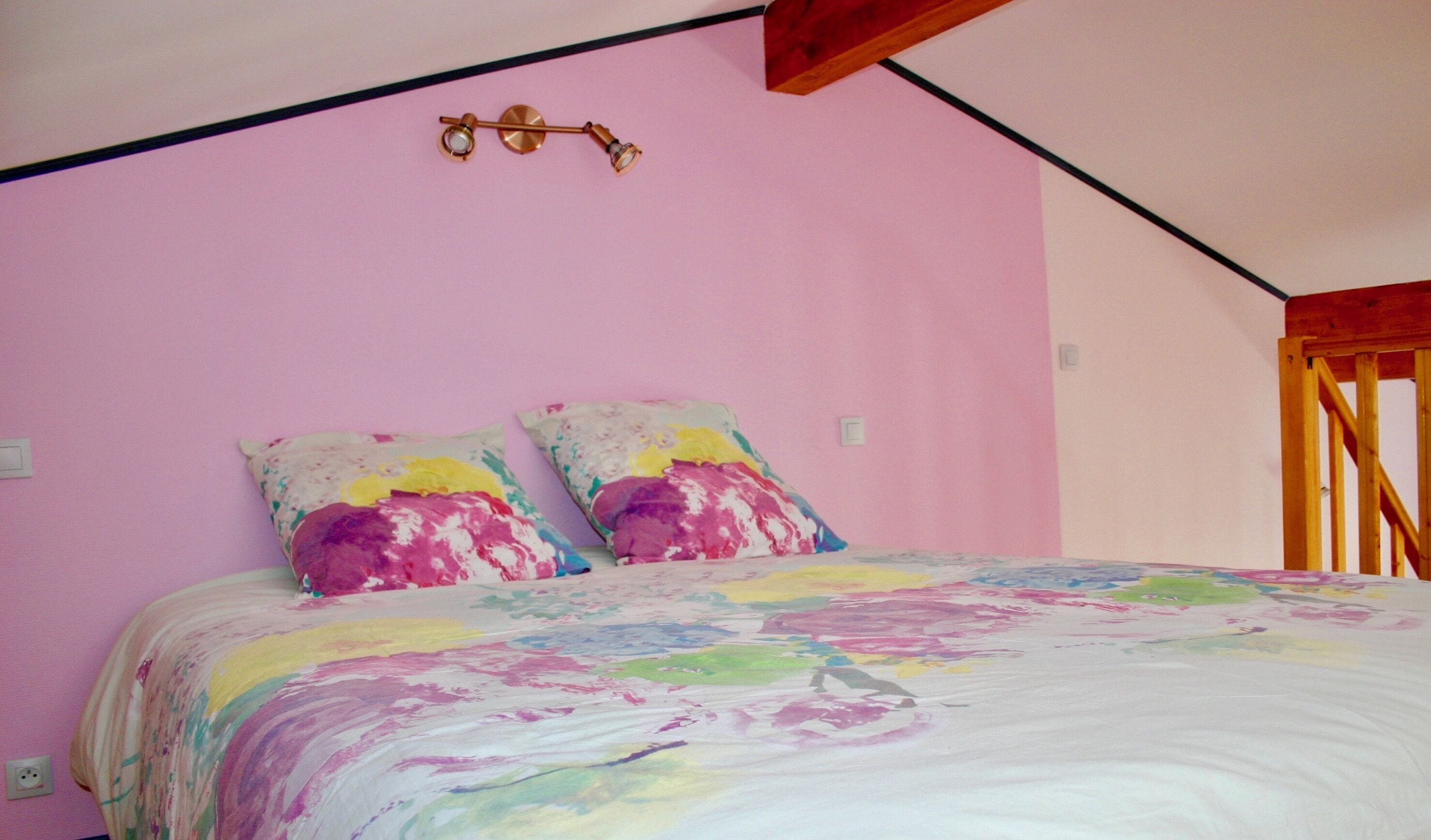 2 chambres, fer et planche à repasser, Wi-Fi gratuit, draps fournis