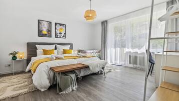 3 Schlafzimmer, Bügeleisen/Bügelbrett, WLAN, Bettwäsche